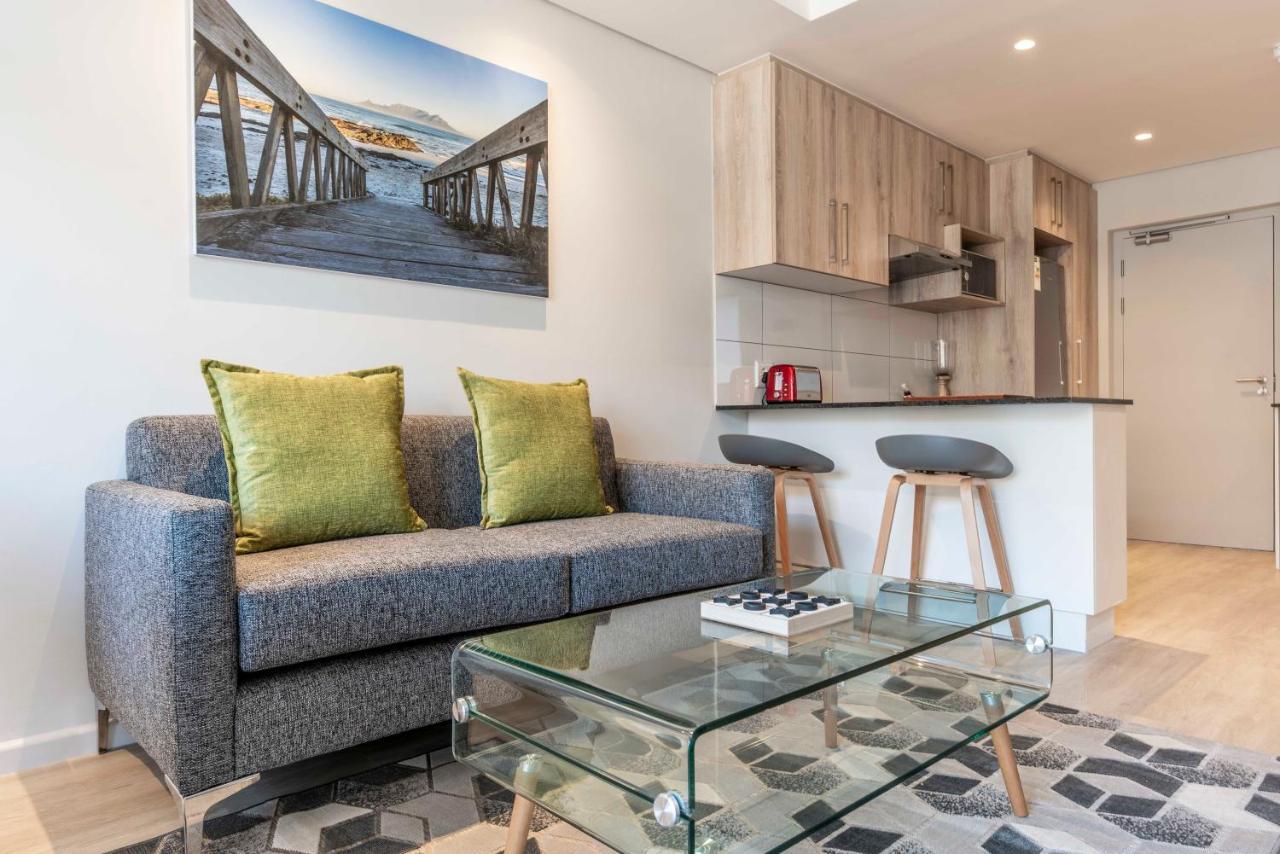C502 Woodstock Quarter Apartment *